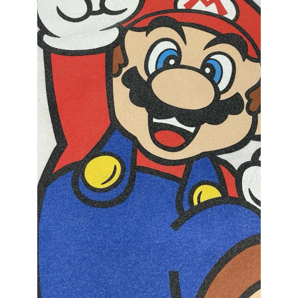 Old‎ Navy White Super Mario Graphic Tee with Red & Blue Size Large